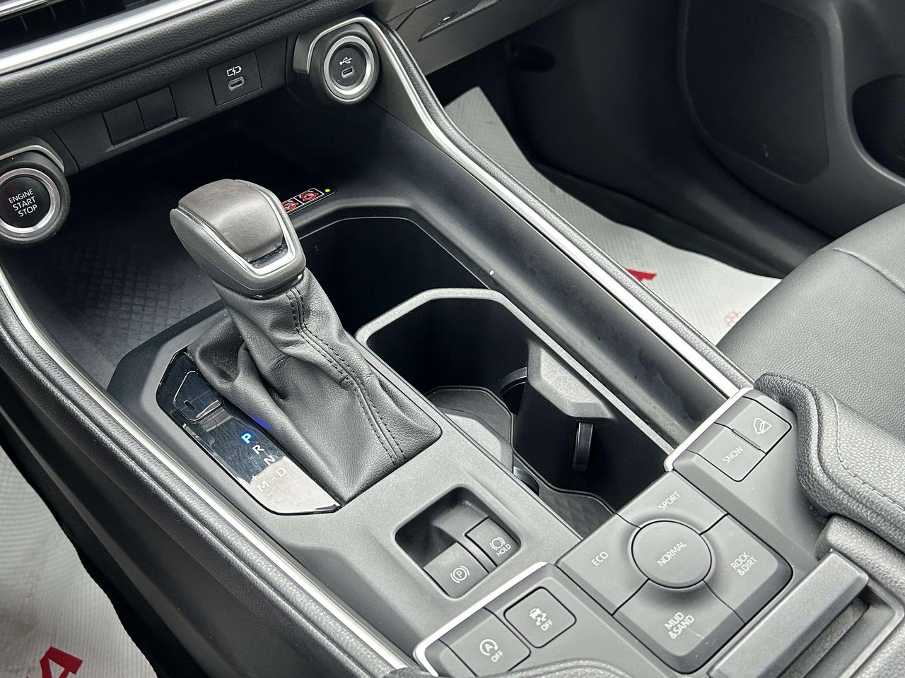 2024 Toyota Grand Highlander XLE Photo