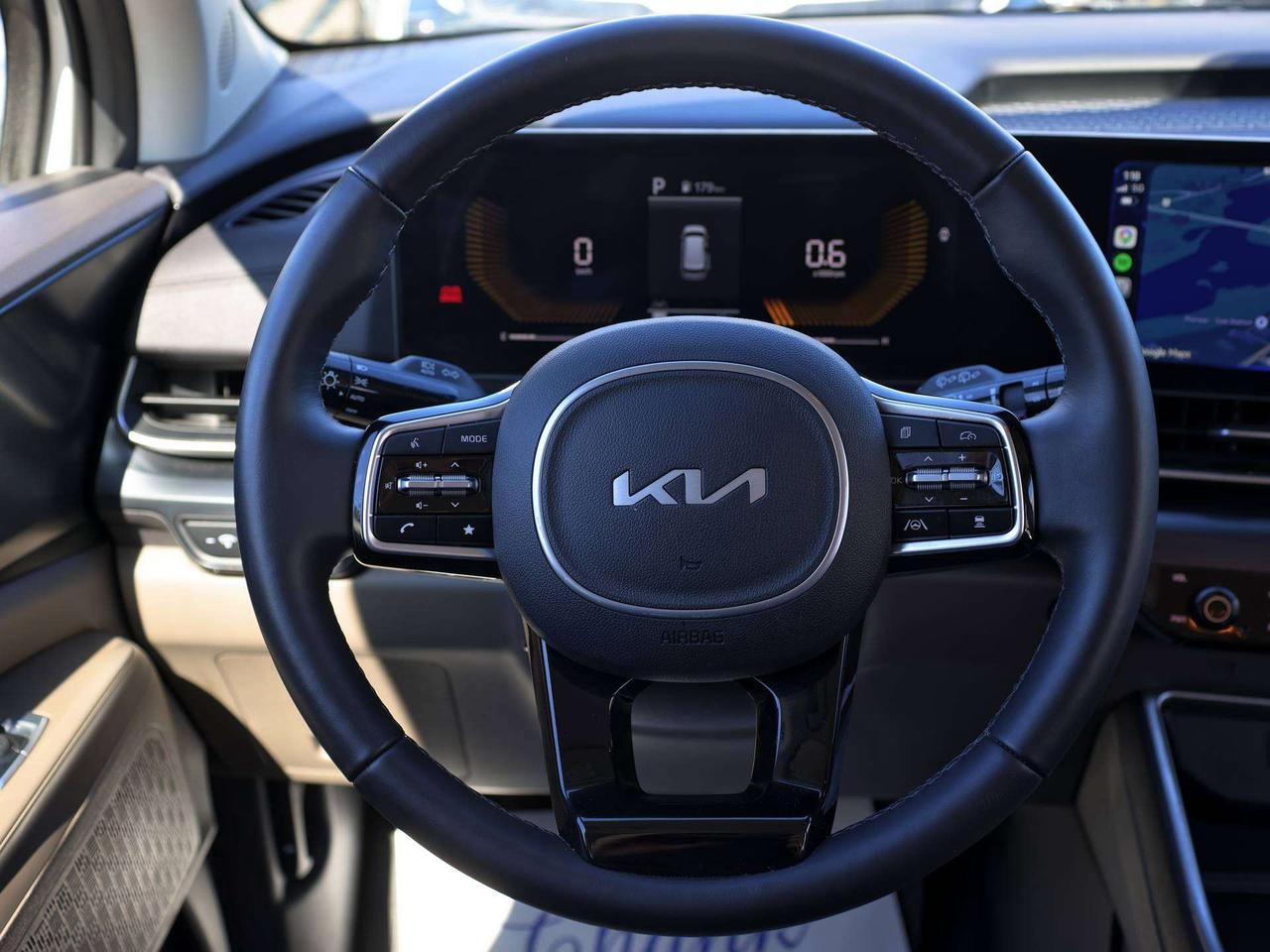 2026 Kia Carnival LX+ Photo