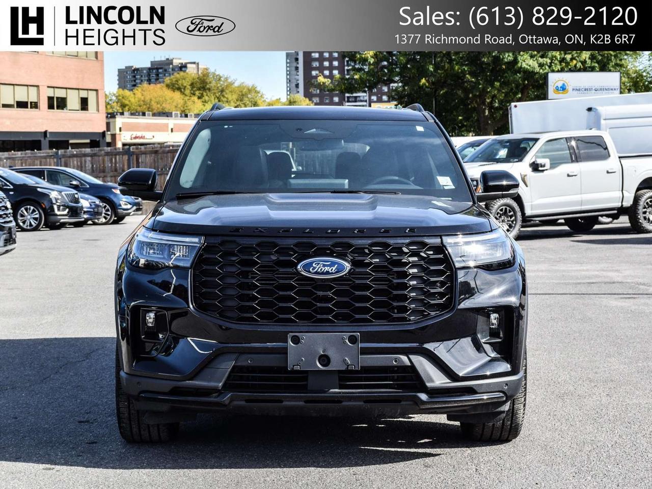 2025 Ford Explorer ST-Line Photo1