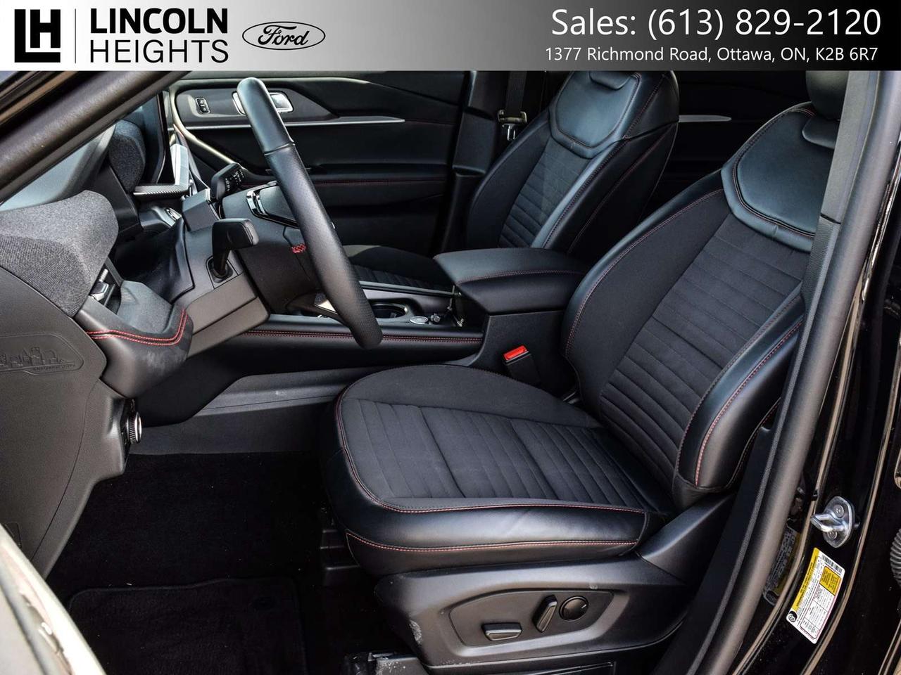 2025 Ford Explorer ST-Line Photo