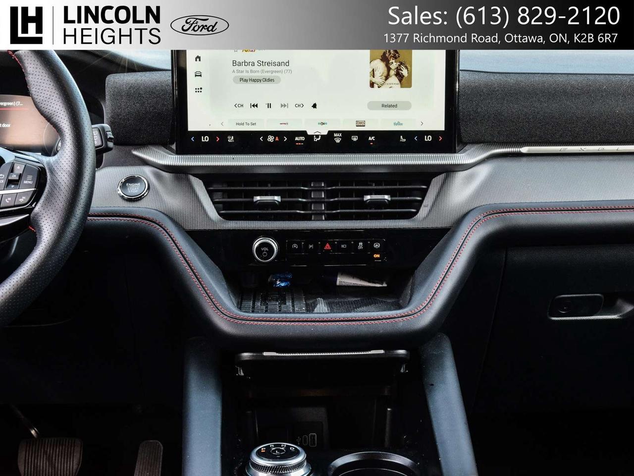 2025 Ford Explorer ST-Line Photo