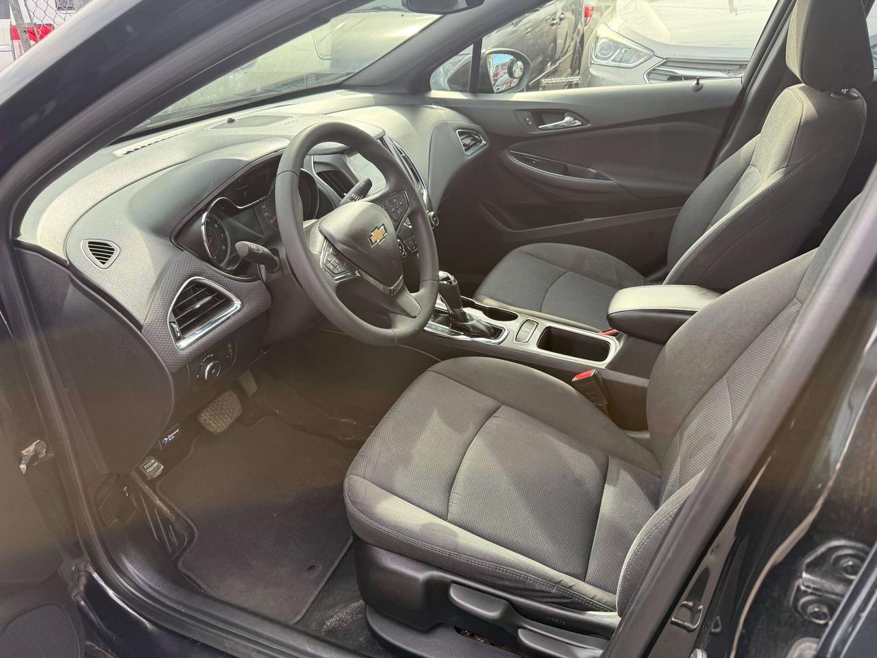 2018 Chevrolet Cruze *** 3 YEAR WARRANTY INCLUDED *** Photo
