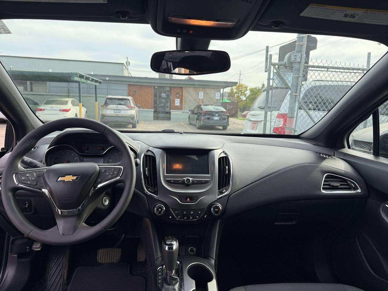 2018 Chevrolet Cruze *** 3 YEAR WARRANTY INCLUDED *** Photo