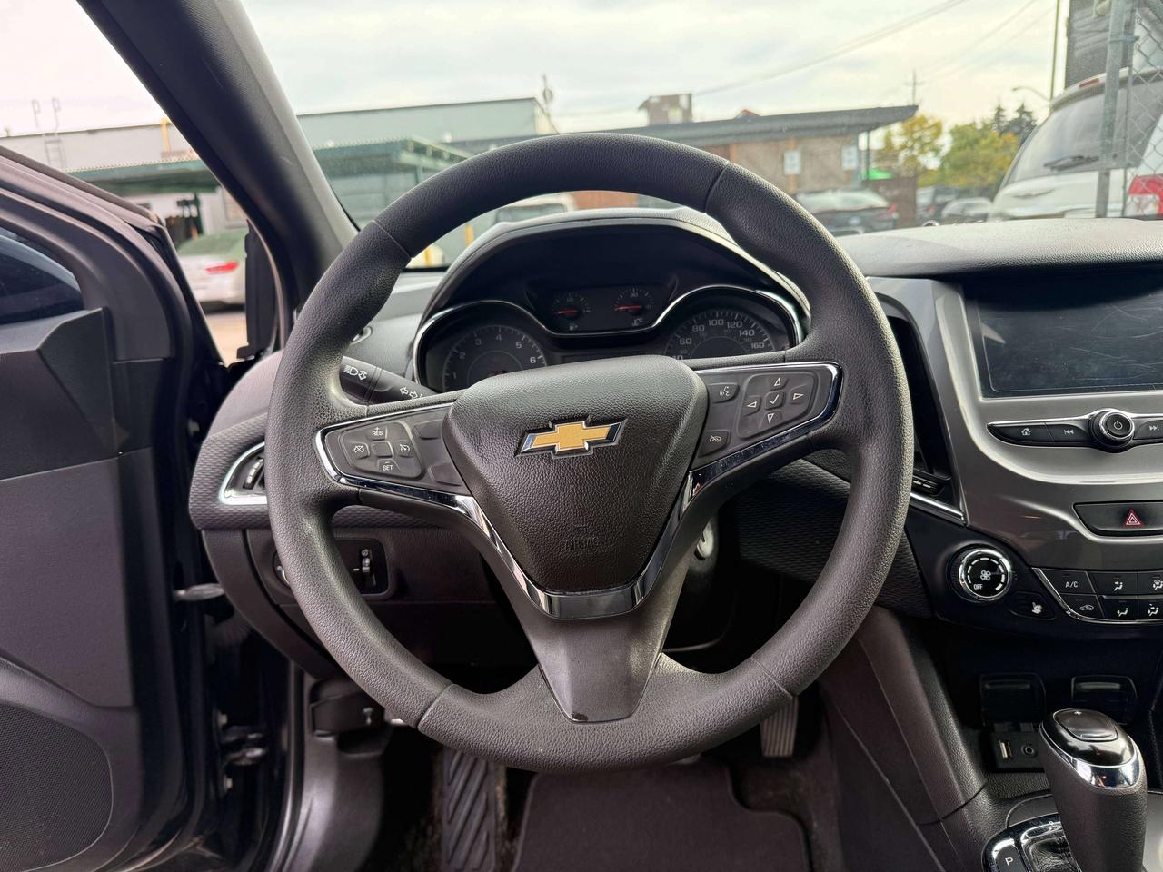 2018 Chevrolet Cruze *** 3 YEAR WARRANTY INCLUDED *** Photo
