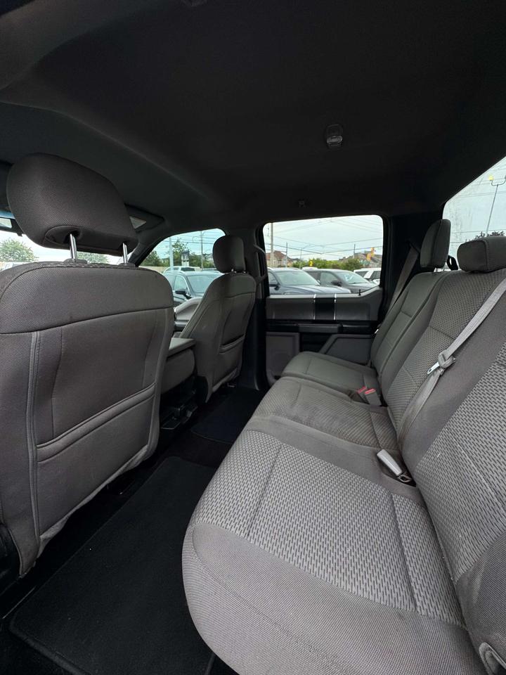 2018 Ford F-150 XLT 4WD SuperCrew 5.5' Box Photo