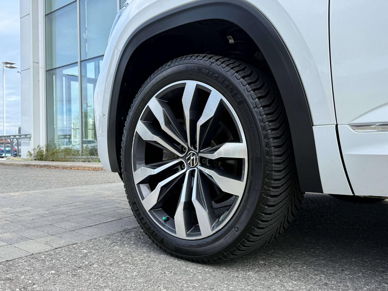 2022 Volkswagen Atlas EXECLINE Photo