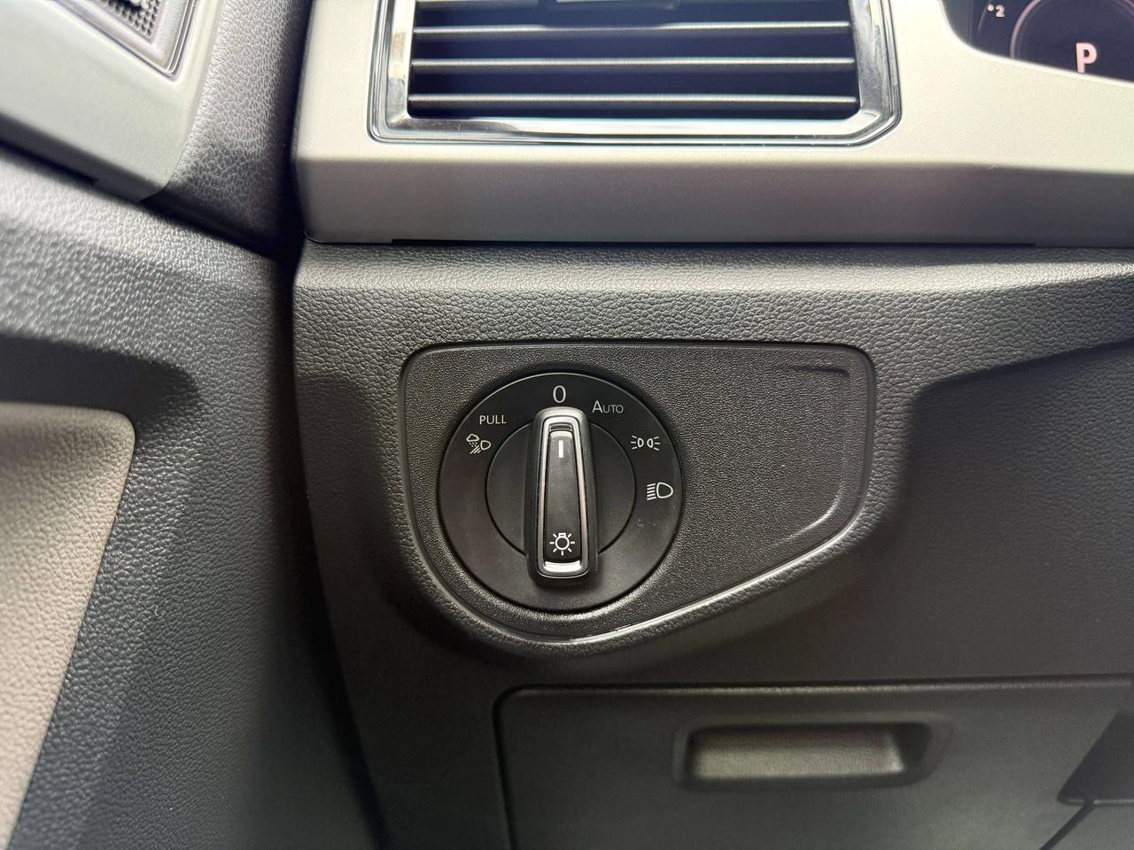 2022 Volkswagen Atlas EXECLINE Photo
