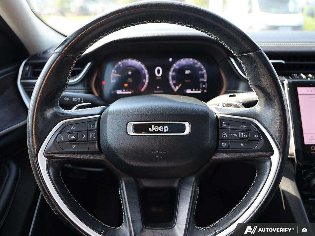 2021 Jeep Grand Cherokee 7 PASS   PANO ROOF   AWD Photo