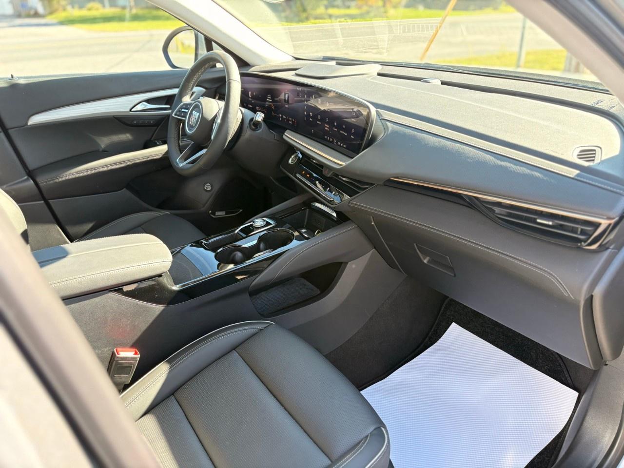 2025 Buick Envision AWD 4dr Avenir Photo