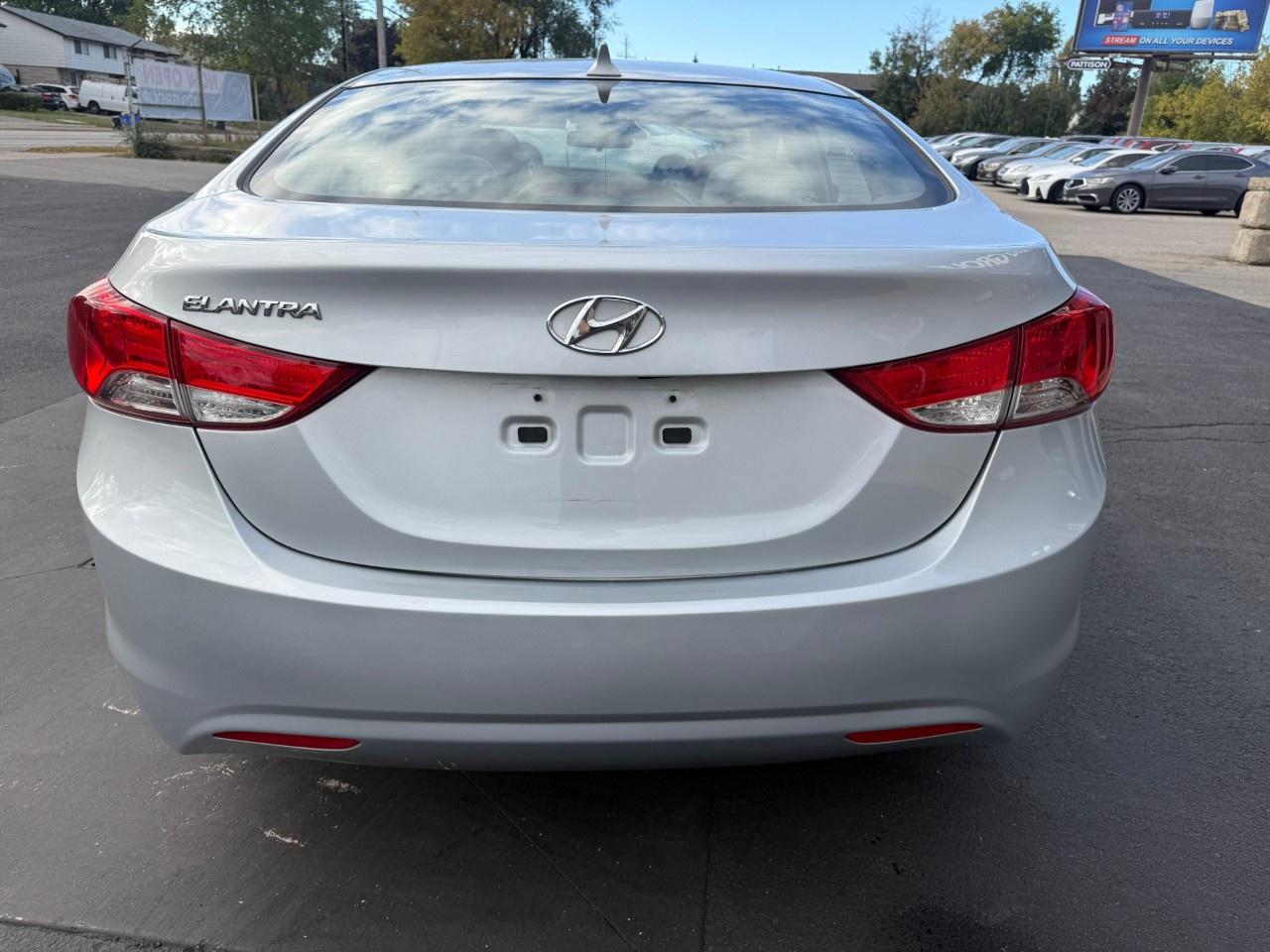 2013 Hyundai Elantra 4DR SDN AUTO GL Photo
