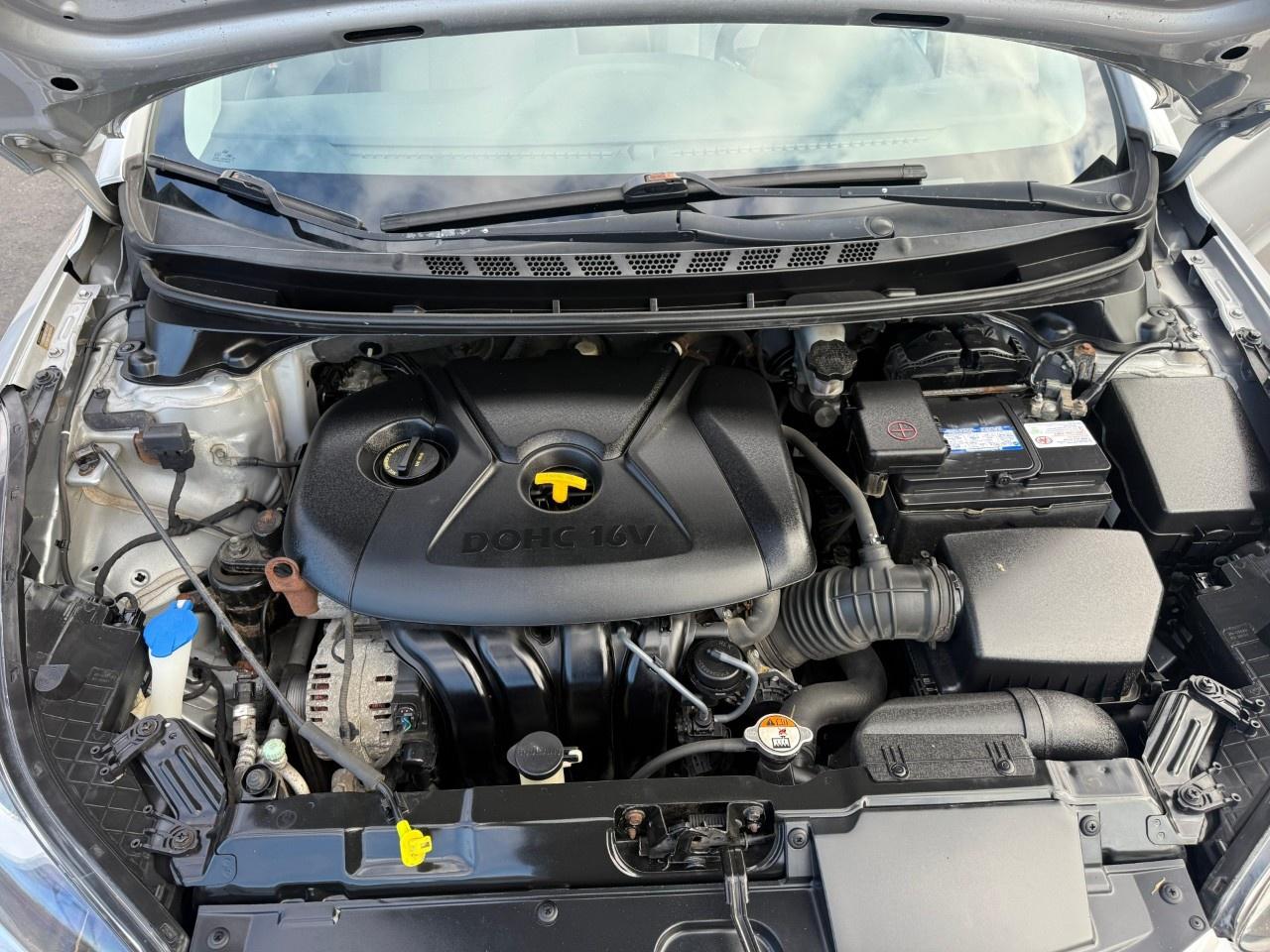 2013 Hyundai Elantra 4DR SDN AUTO GL Photo