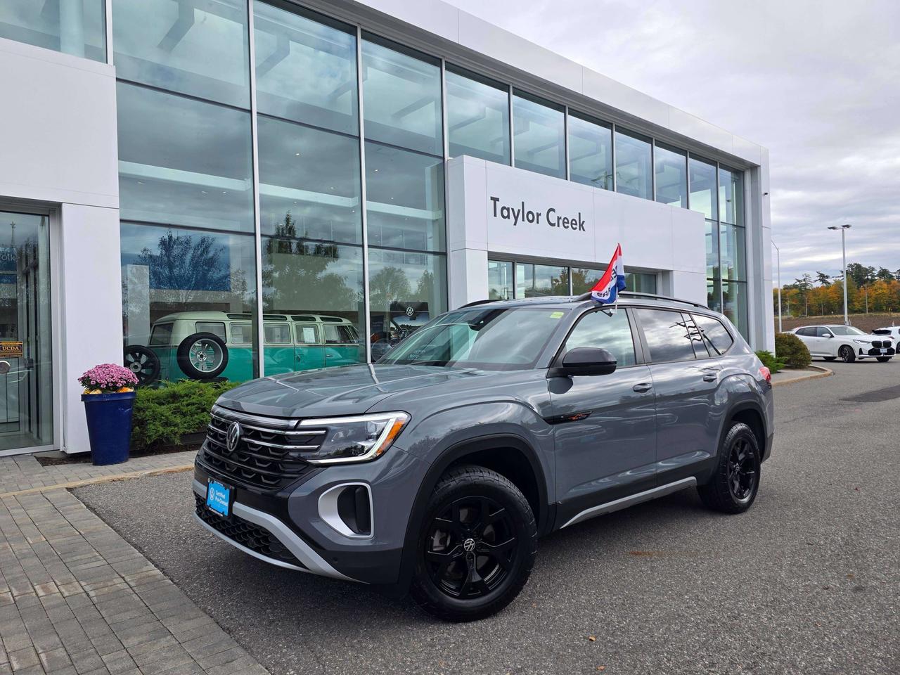 2024 Volkswagen Atlas Peak Edition Photo