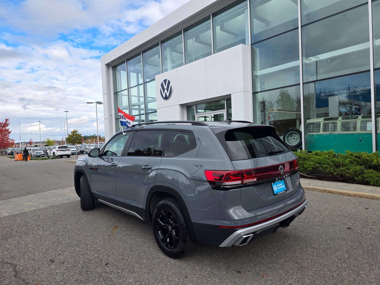 2024 Volkswagen Atlas Peak Edition Photo