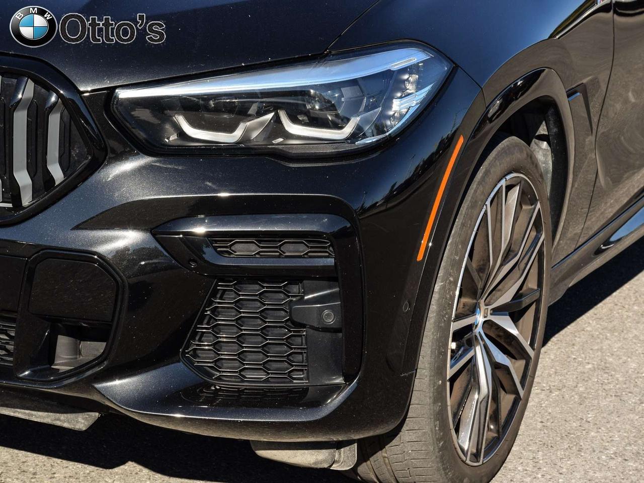 2022 BMW X6 M50i Photo