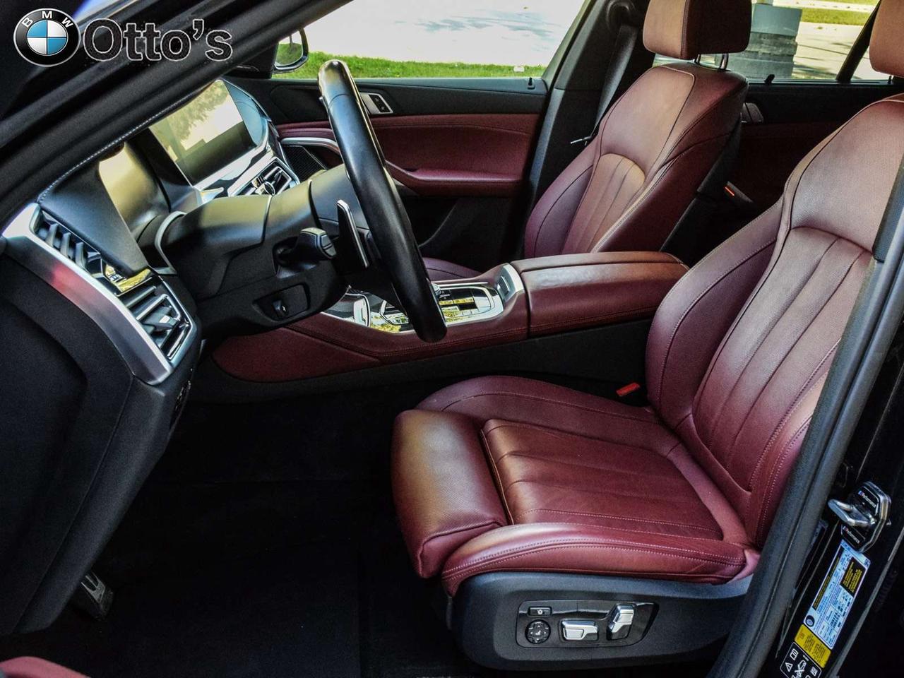 2022 BMW X6 M50i Photo