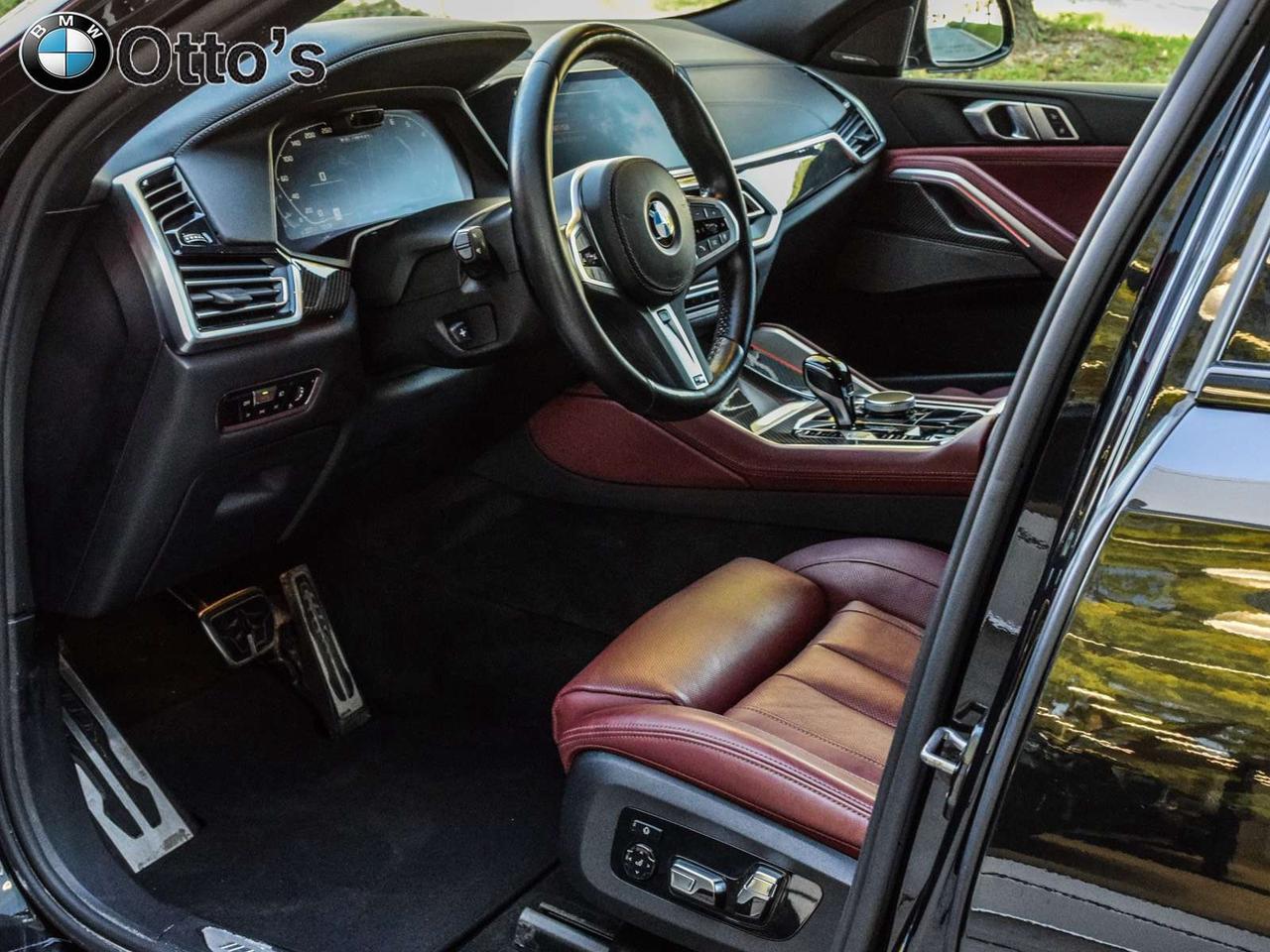 2022 BMW X6 M50i Photo