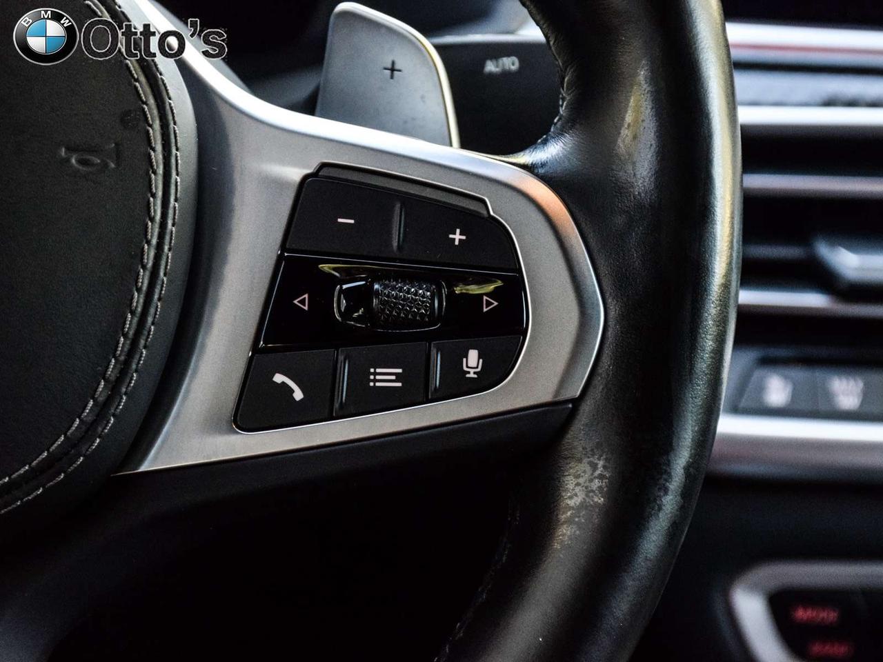 2022 BMW X6 M50i Photo