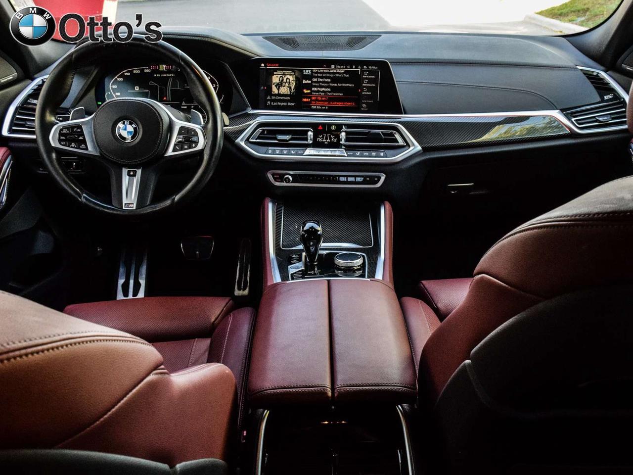 2022 BMW X6 M50i Photo