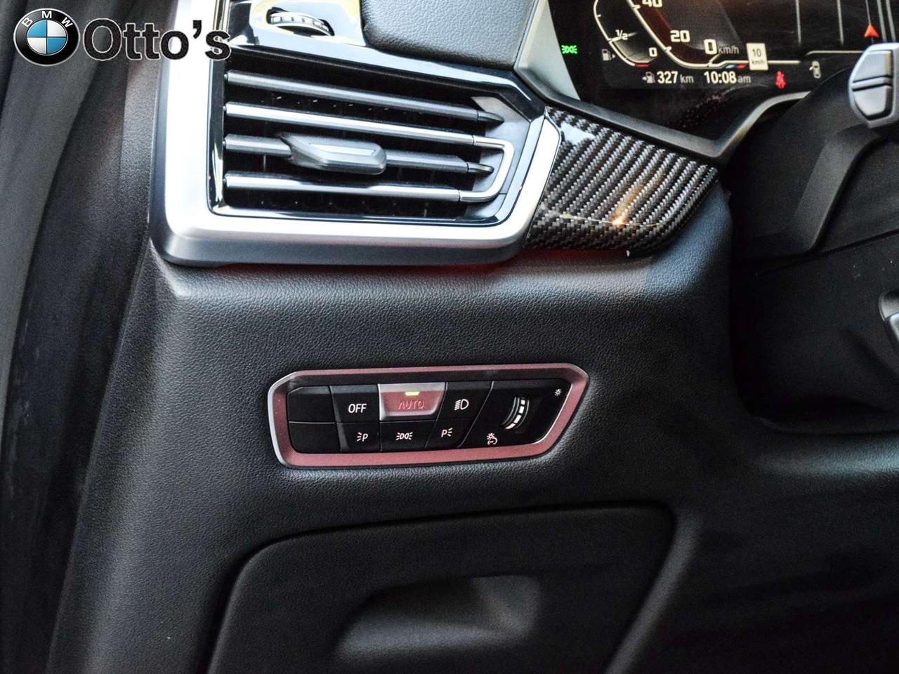 2022 BMW X6 M50i Photo