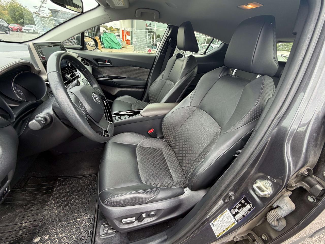 2020 Toyota C-HR Limited Photo