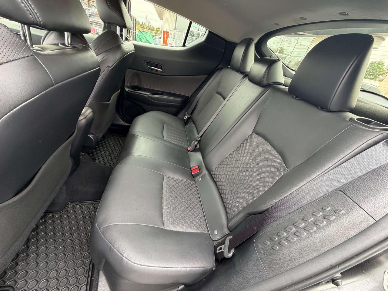 2020 Toyota C-HR Limited Photo