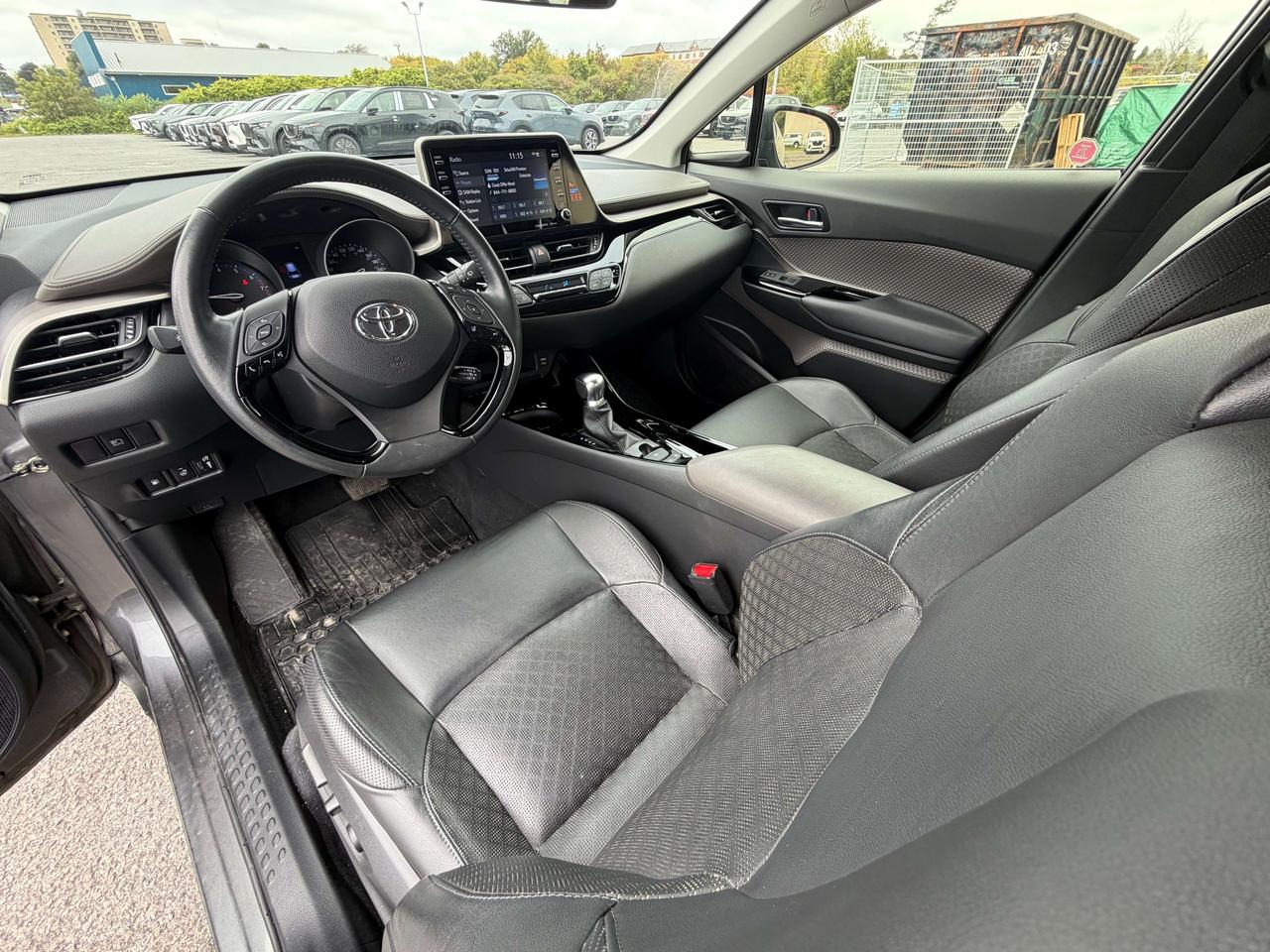 2020 Toyota C-HR Limited Photo