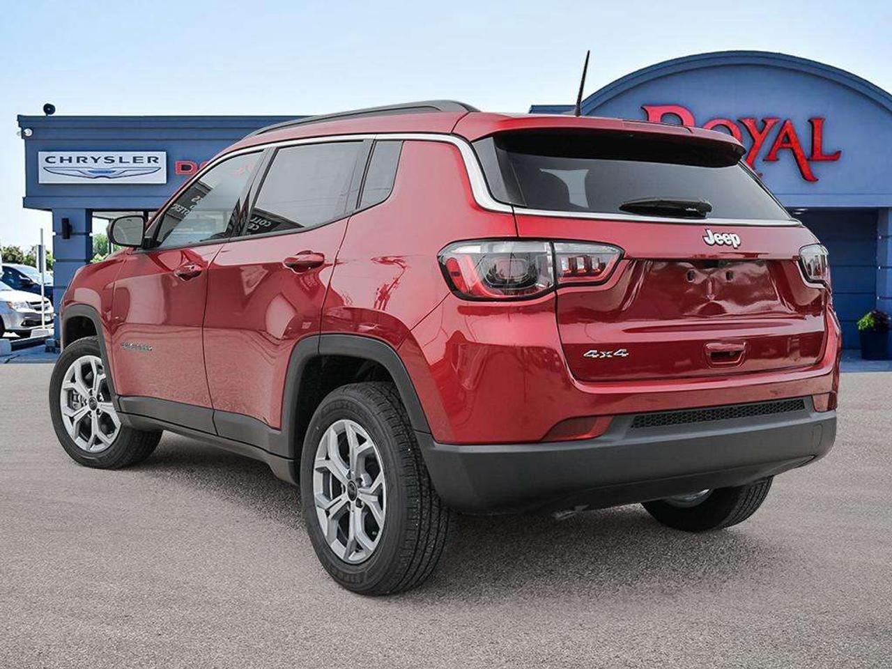 2025 Jeep Compass Sport Photo