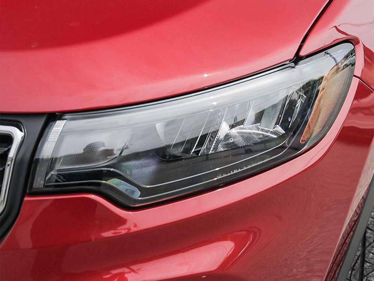 2025 Jeep Compass Sport Photo