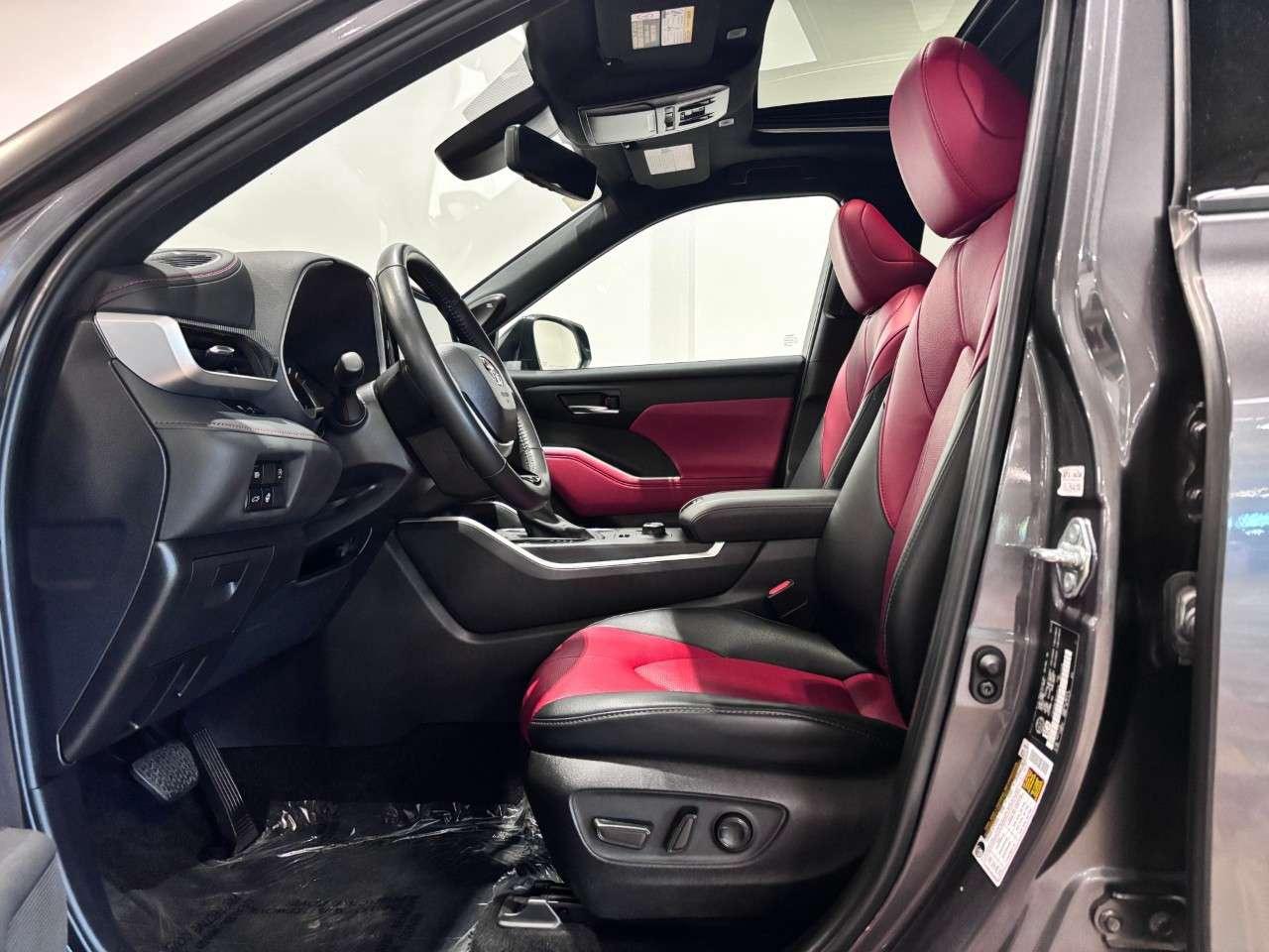 2024 Toyota Highlander XSE AWD Photo
