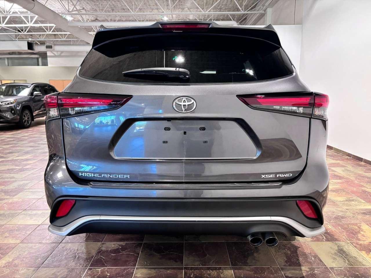 2024 Toyota Highlander XSE AWD Photo