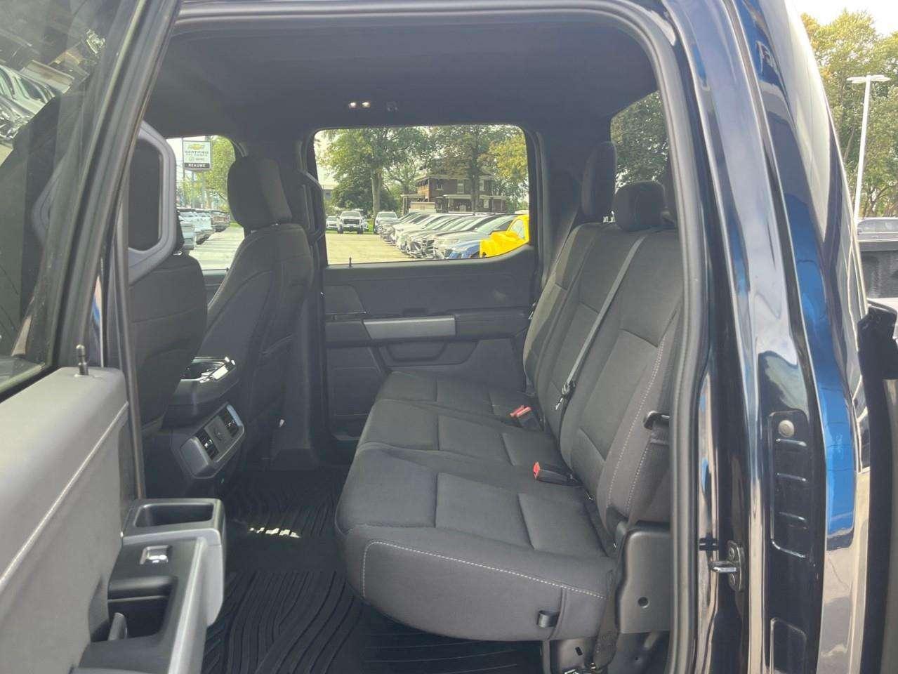 2025 Ford F-150 XLT GREAT ECONOMY LOCAL TRADE Photo
