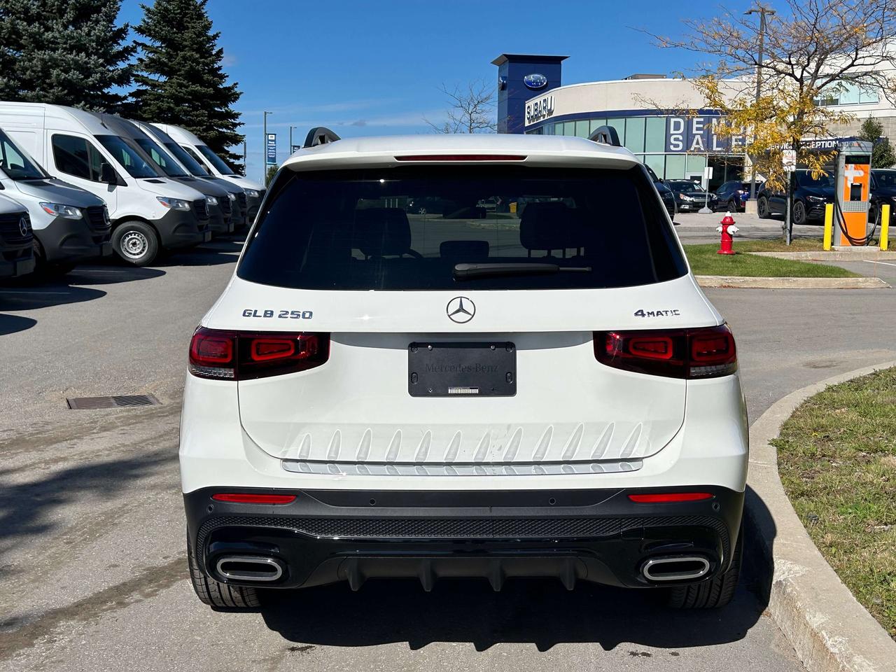 2023 Mercedes-Benz GLB 4MATIC® Photo