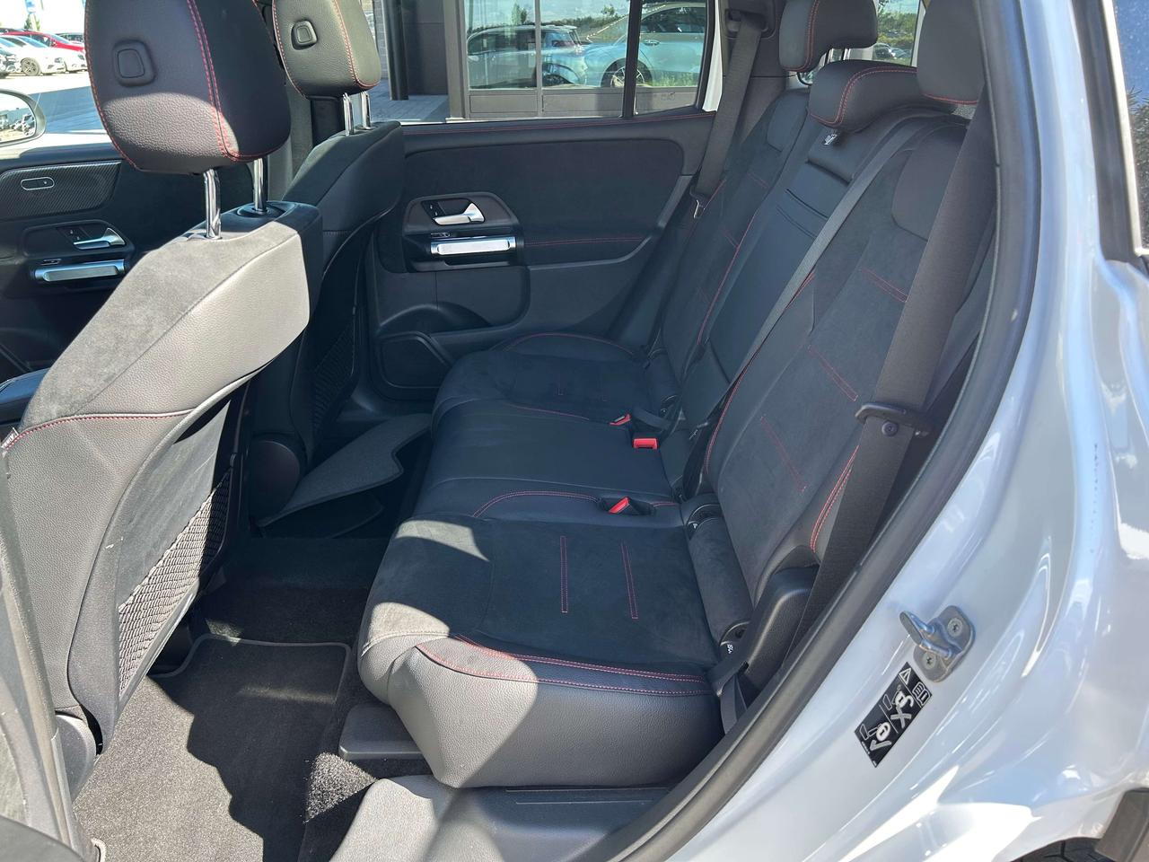 2023 Mercedes-Benz GLB 4MATIC® Photo