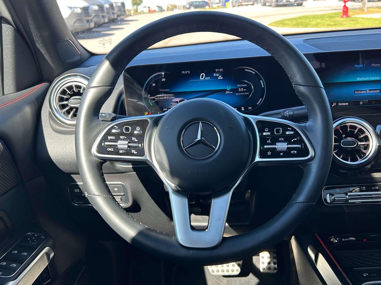 2023 Mercedes-Benz GLB 4MATIC® Photo