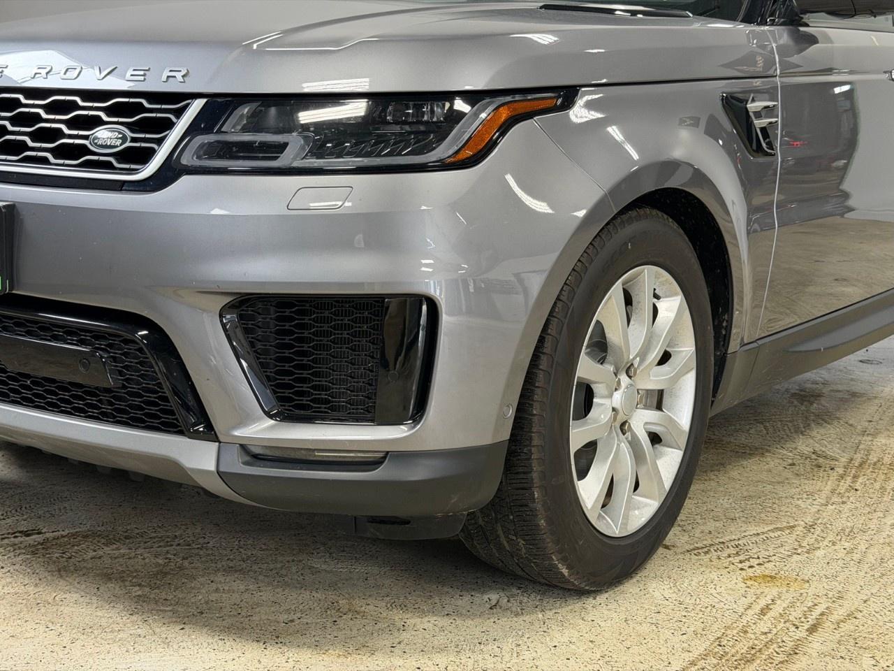 2021 Land Rover Range Rover Sport MHEV SE Photo