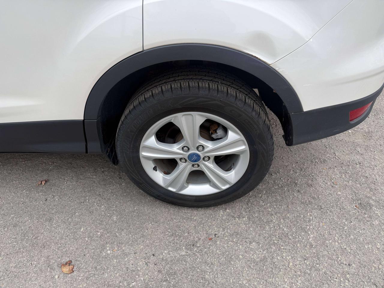 2013 Ford Escape *** 3 YEAR WARRANTY INCLUDED *** Photo