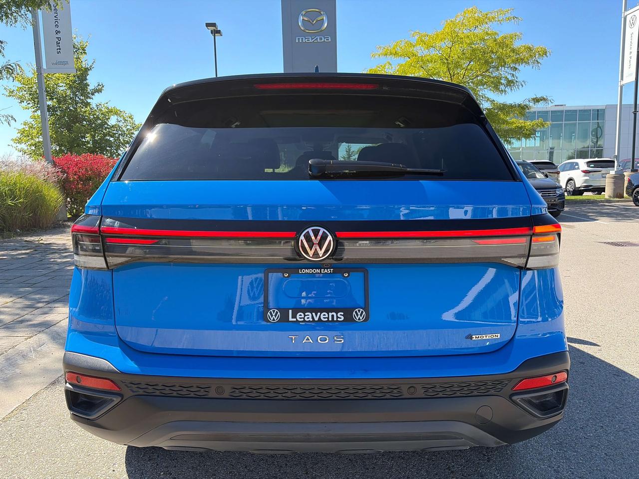 2026 Volkswagen Taos Comfortline Black Edition Photo