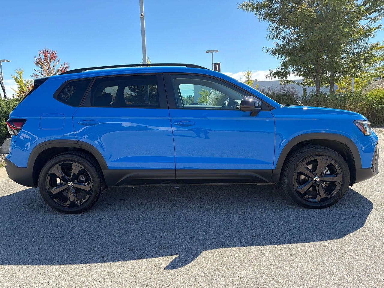 2026 Volkswagen Taos Comfortline Black Edition Photo