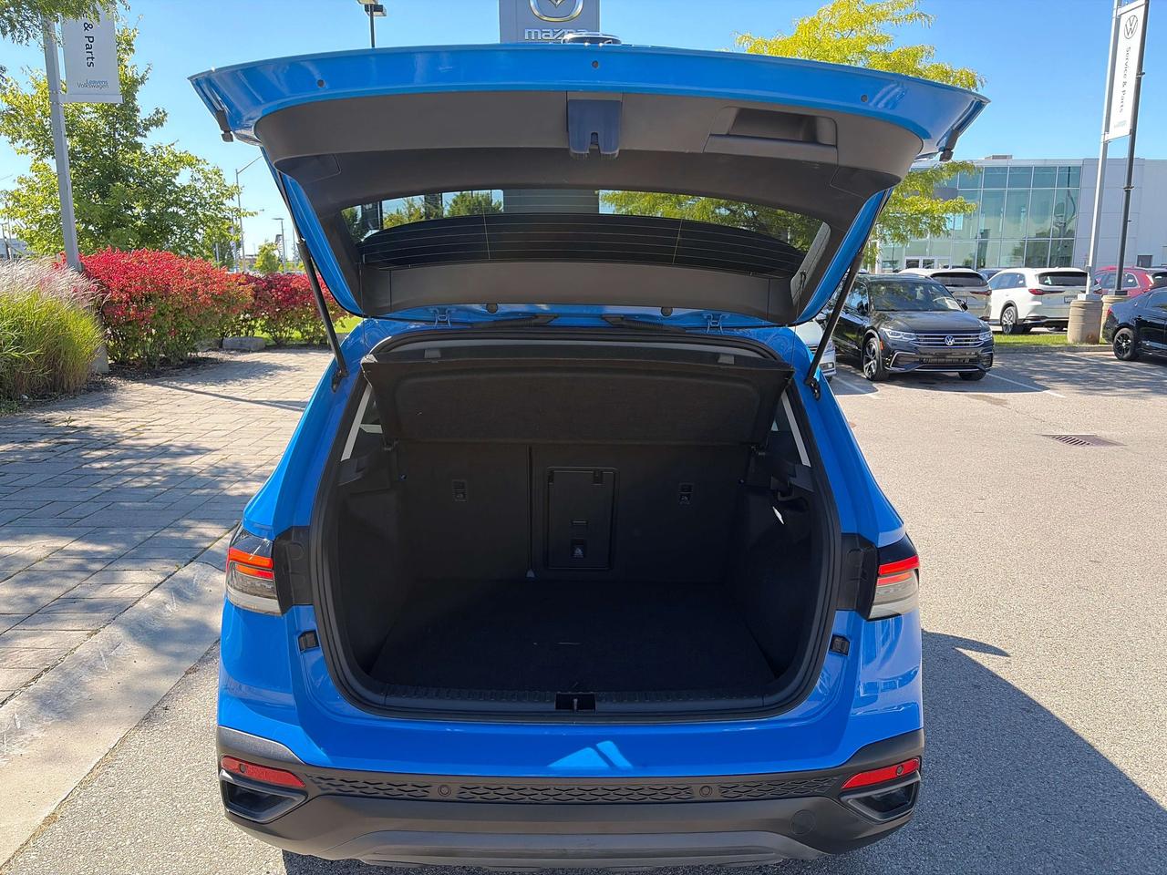 2026 Volkswagen Taos Comfortline Black Edition Photo