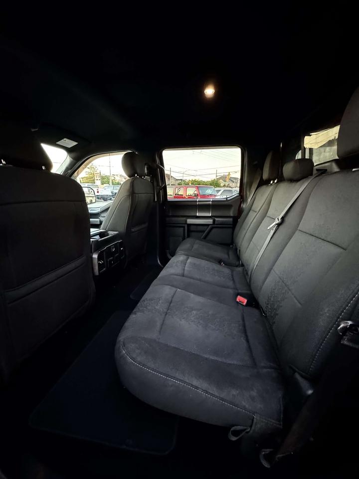 2019 Ford F-150 XLT 4WD SuperCrew 5.5' Box Photo