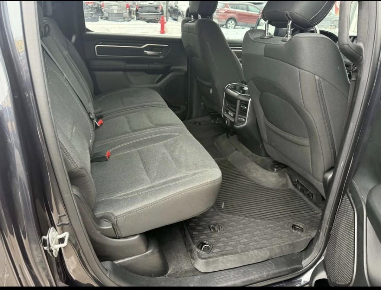 2020 RAM 1500 Big Horn 4x4 Crew Cab 5'7" Box Photo