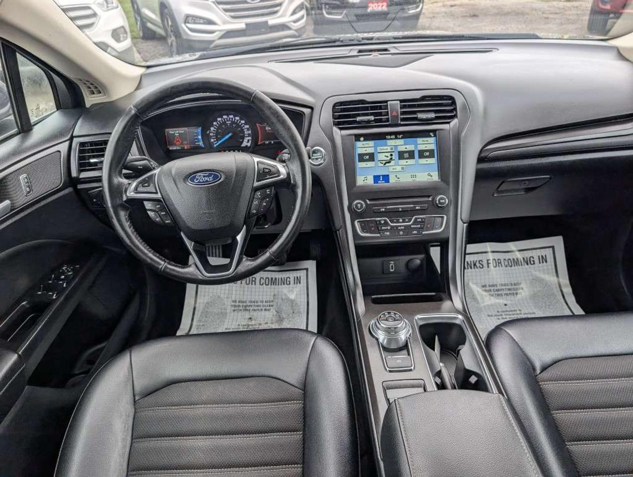 2018 Ford Fusion SE   LEATHER   CAMERA   HTD SEATS Photo