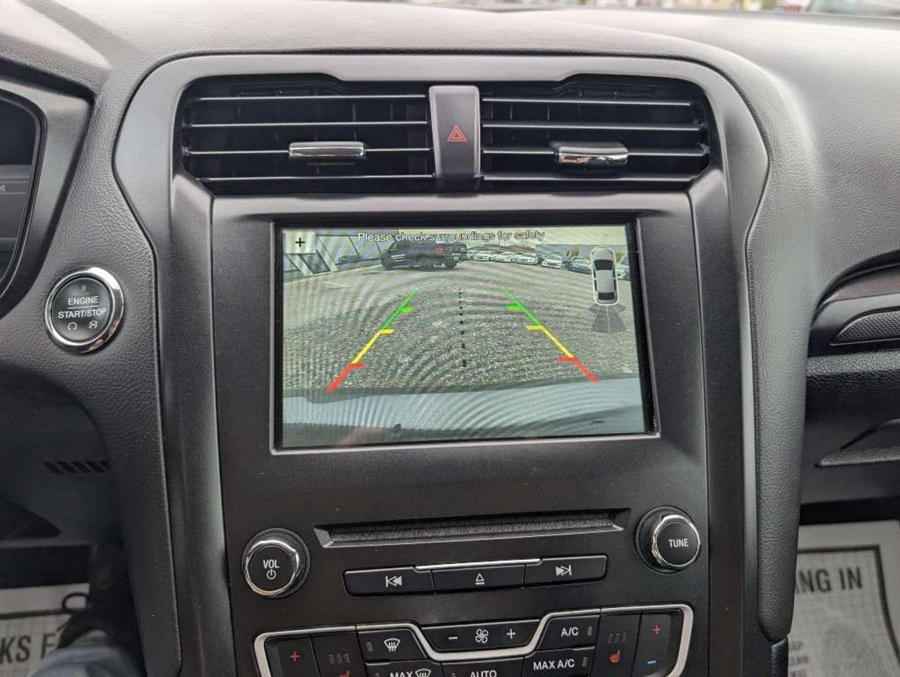 2018 Ford Fusion SE   LEATHER   CAMERA   HTD SEATS Photo