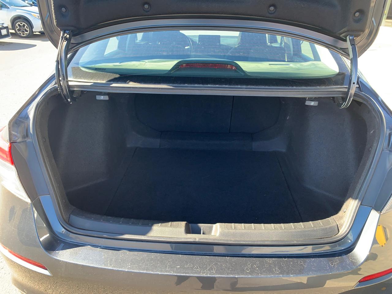 2022 Honda Civic EX 4dr Sedan Photo