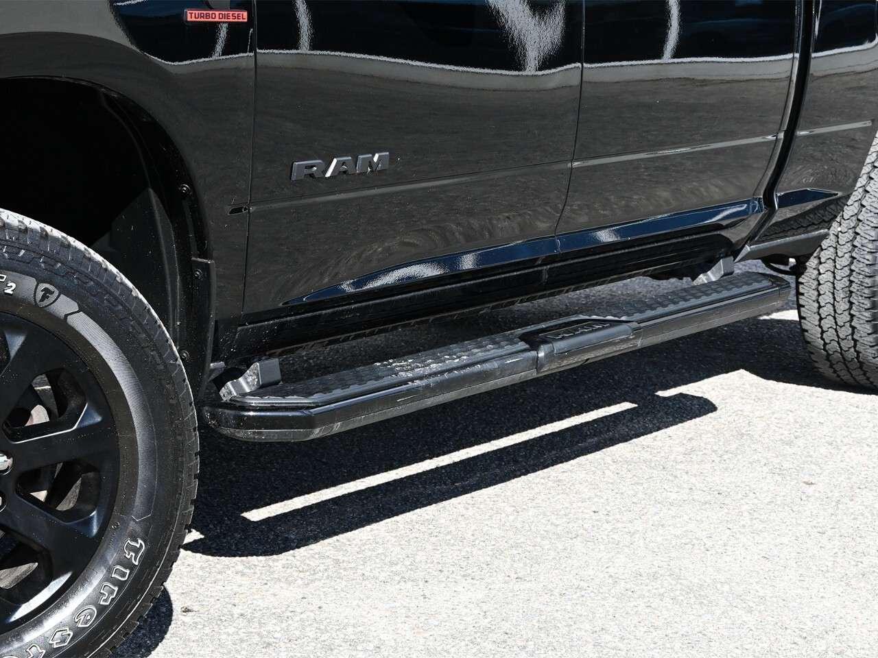 2024 RAM 2500 Big Horn 4x4 Crew Cab 6'4 Box Photo