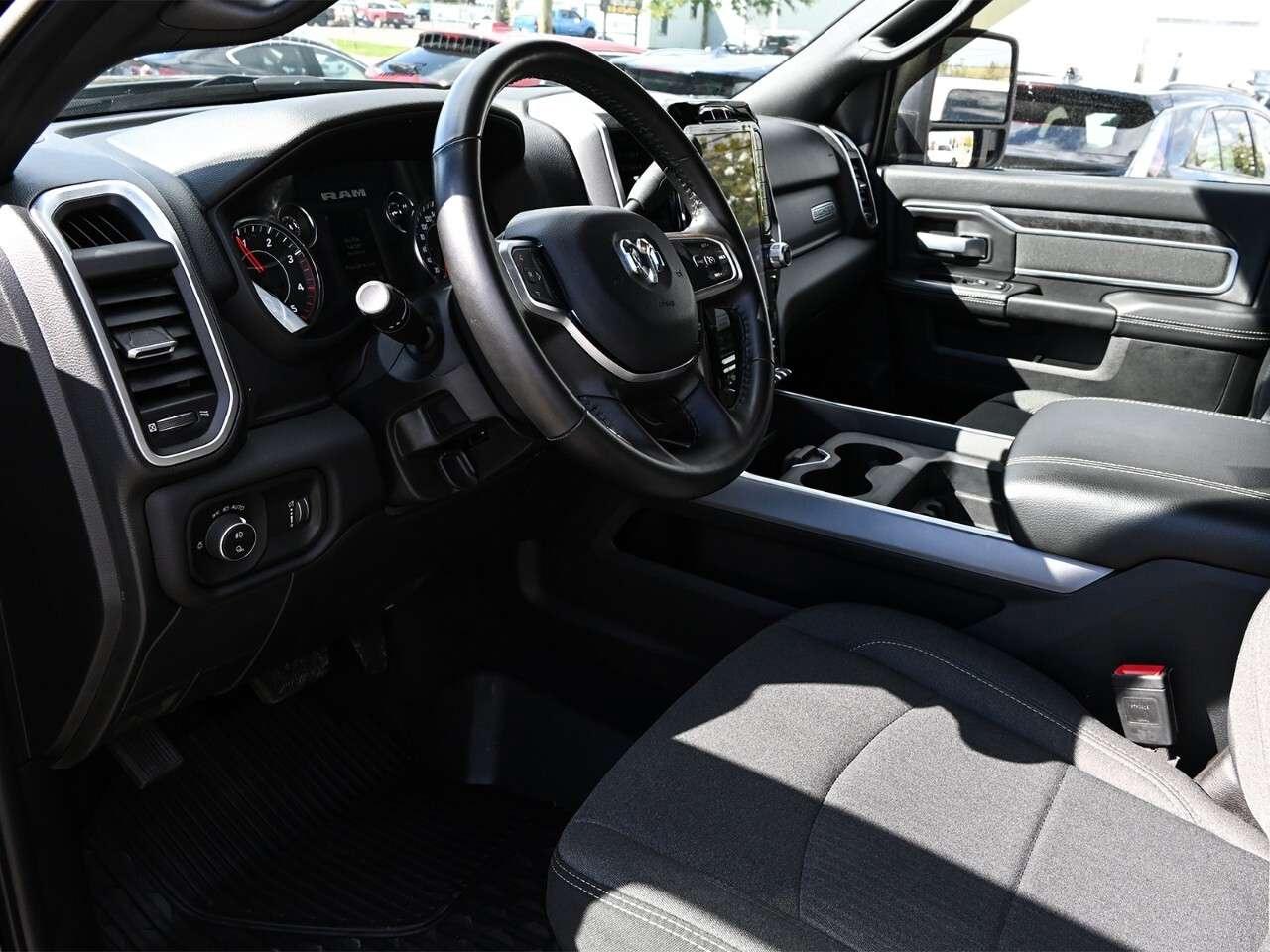 2024 RAM 2500 Big Horn 4x4 Crew Cab 6'4 Box Photo