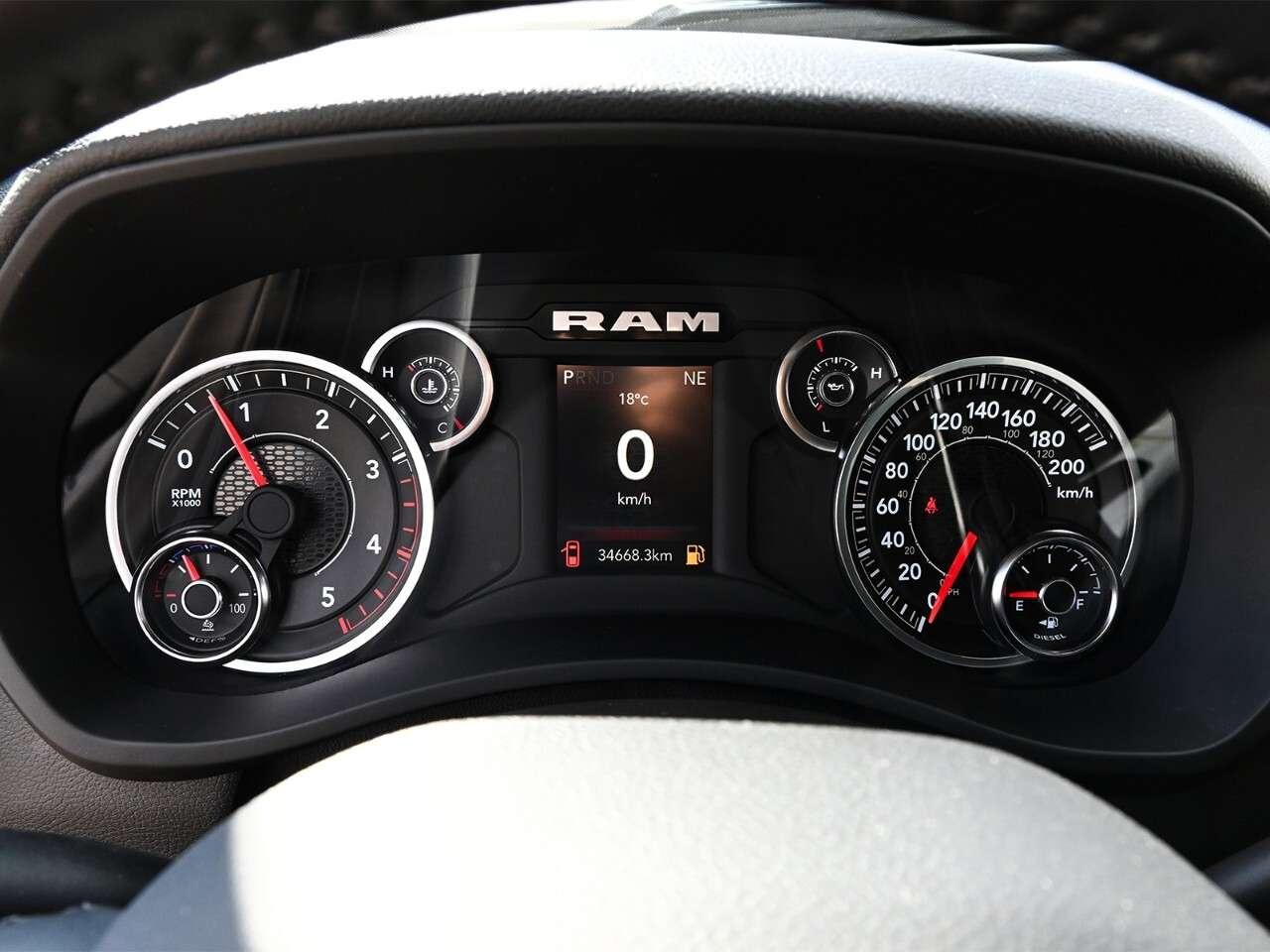 2024 RAM 2500 Big Horn 4x4 Crew Cab 6'4 Box Photo