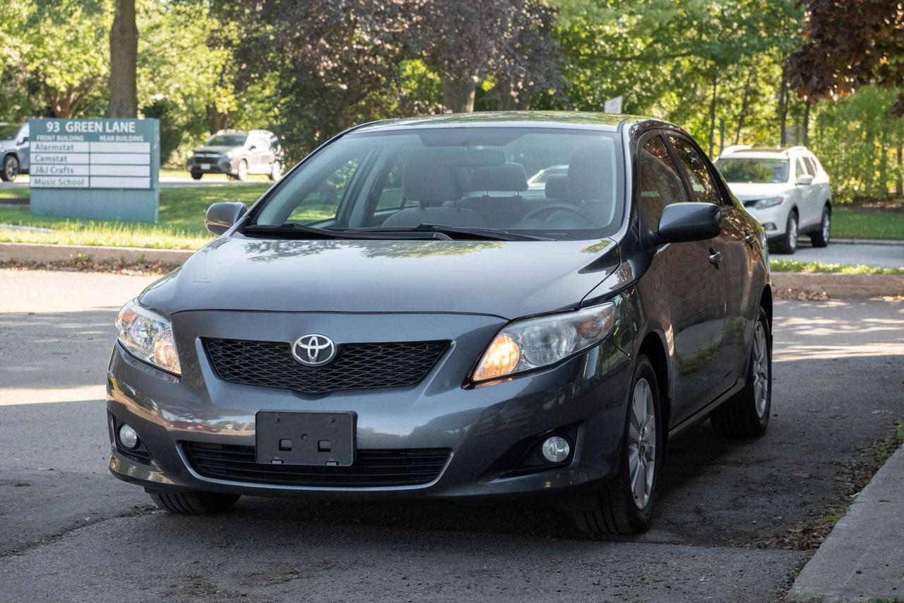 2009 Toyota Corolla LE Photo