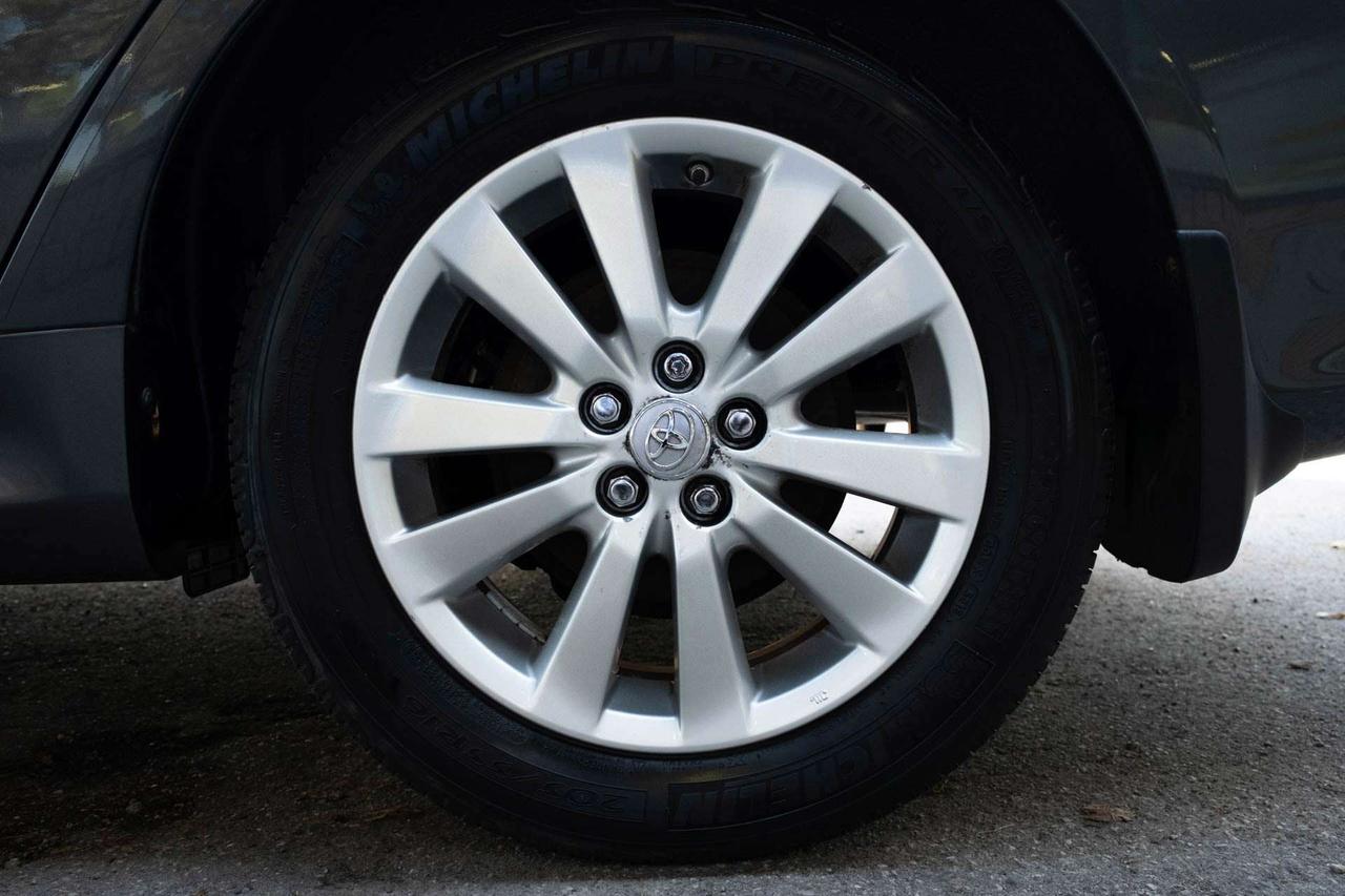 2009 Toyota Corolla LE Photo