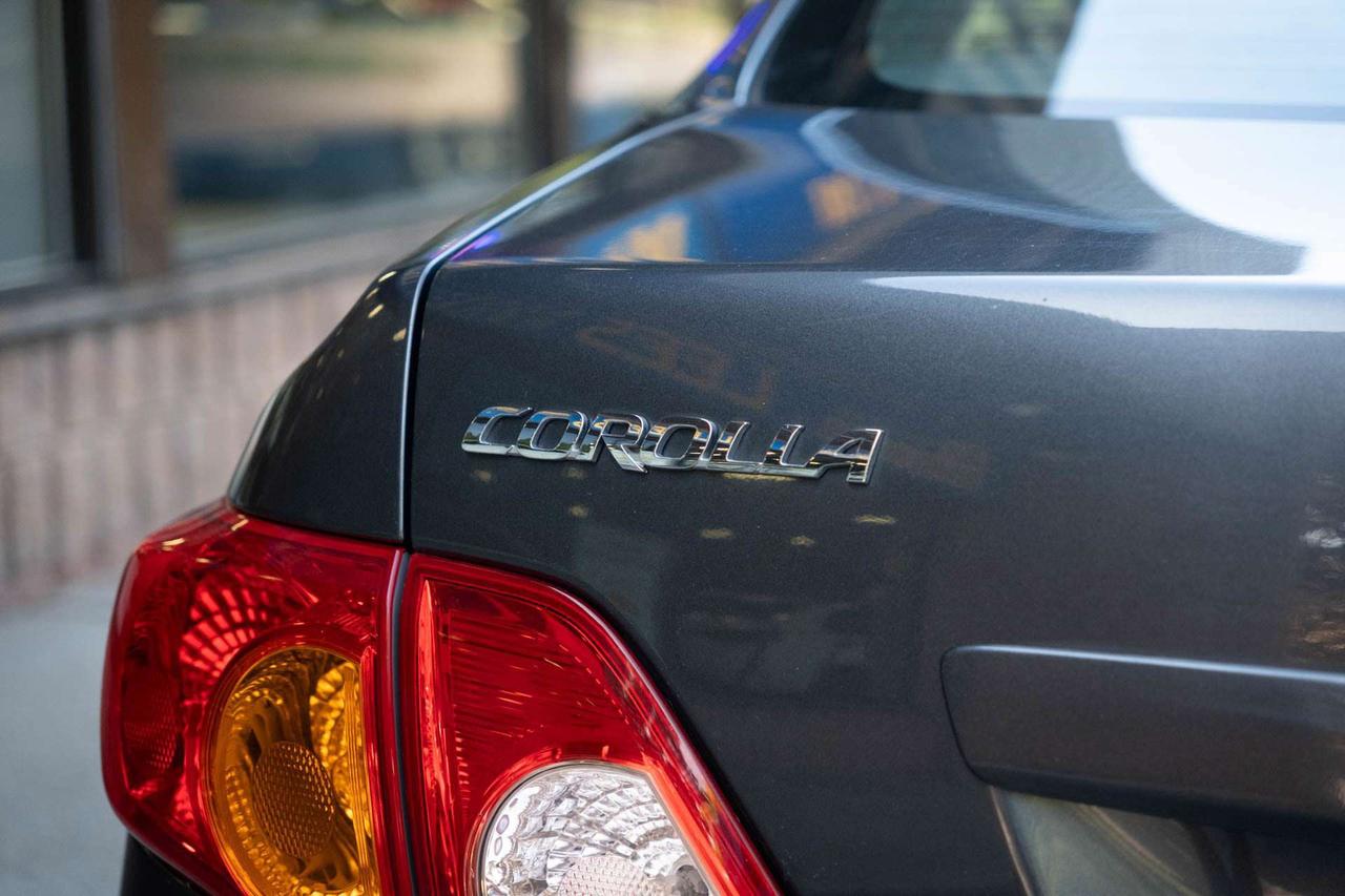 2009 Toyota Corolla LE Photo